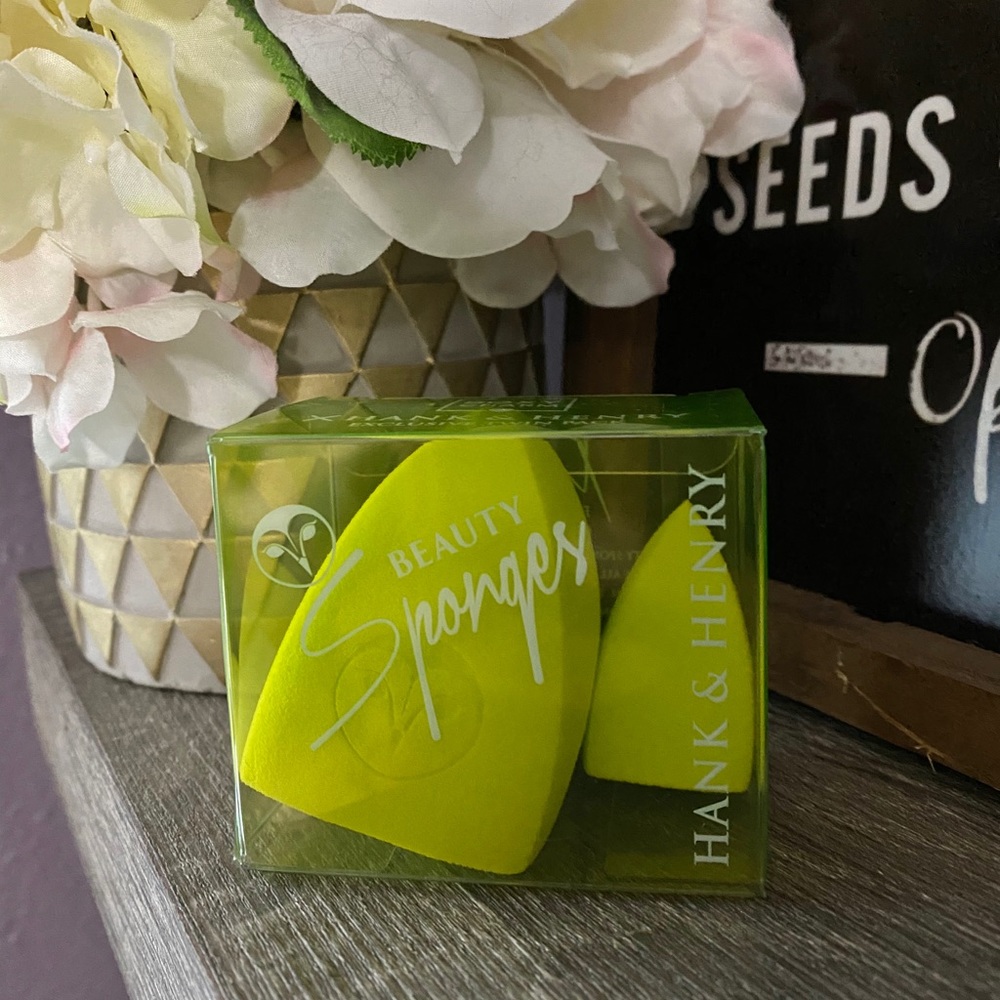 Hank & Henry Exclusive Beauty Sponges Twin Pack